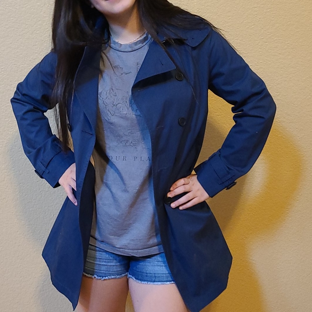 Burberry trench coat Y14 in excellent condition